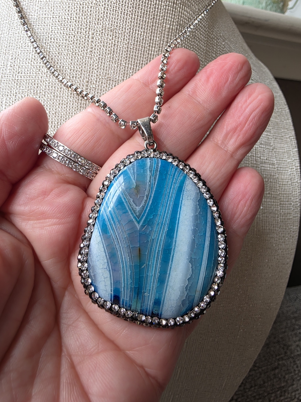 Large Blue Agate Slice Pendant Necklace, 17-19" Silver Boho Jewelry - Picture 5 of 11